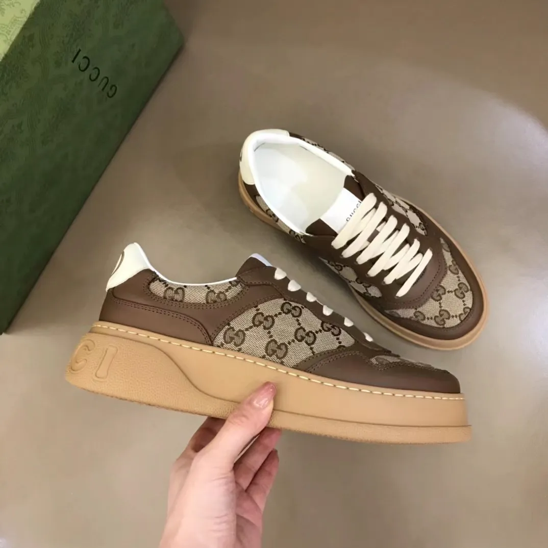 P380 new men's shoes GUCCI [Lightning] latest shoes are shipped. Original quality, fashionable, made of special materials, sheepskin lining, brand new packaging. The foot feels super comfortable and the workmanship is impeccable38-45